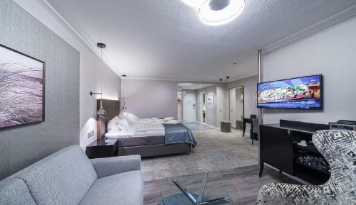 Double Room with Balcony and Sea View