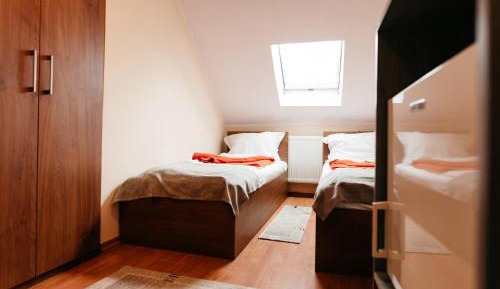 Twin Room with Private Bathroom