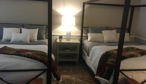 Deluxe Family Suite