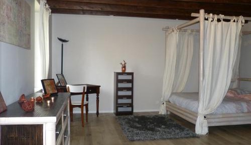 Double Room with Pool View