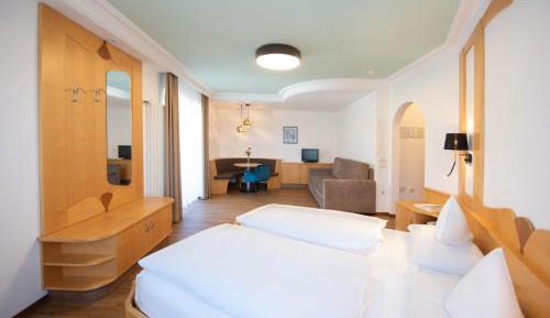 Junior Suite with Balcony