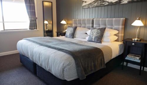 King Room with Lake View