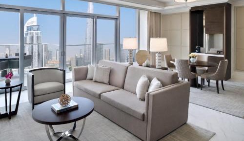 Executive Suite Burj Khalifa and  Fountain View – Lounge access  serving lunch, afternoon tea, and dinner   