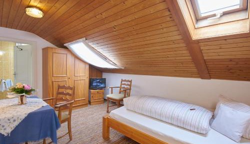 Single Room - Attic