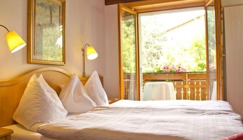 Superior Double Room with Balcony and Matterhorn View