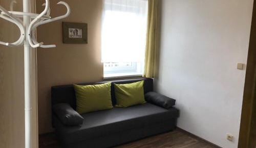 Studio (3 Adults)