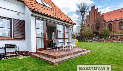 Three-Bedroom Townhouse further from the lake