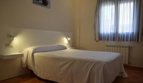 Two-Bedroom Apartment (5 Adults)