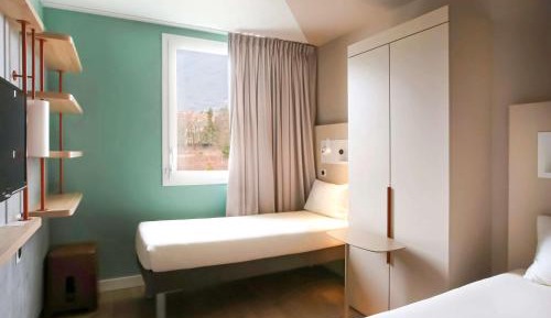 Triple Room With Twin Beds