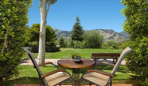 Triple Room with Garden View