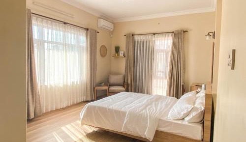Queen Room with Balcony
