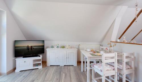 Apartment - Split Level