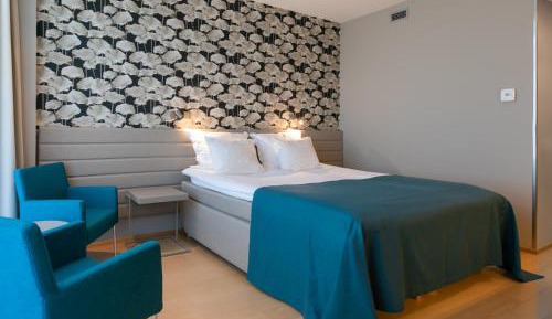Twin Room with Spa Access
