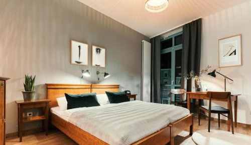 Double or Twin Room with City View