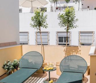 Penthouse Private Terrace and Parking