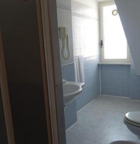Basic Triple Room