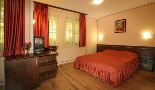 Junior Suite (2 Adults)