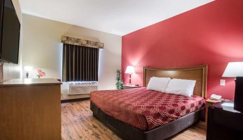 King Room - Accessible/Non-Smoking