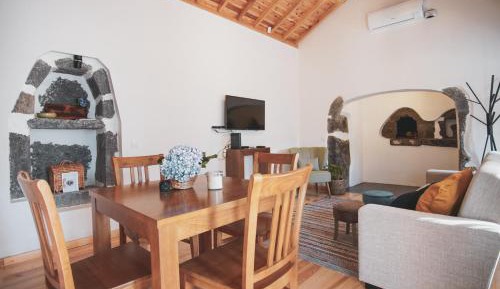 One Bedroom House with Sea View