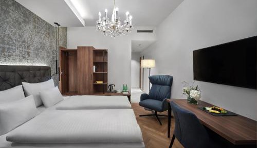 Classic Double Room