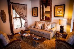 Suite with Private Pool - Safari Package