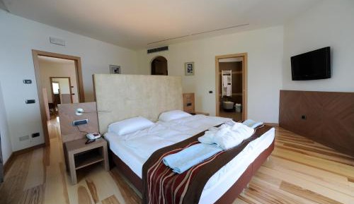 Suite with Balcony