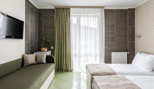 Junior Suite with Twin Beds