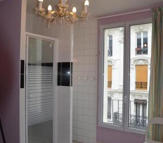 Single Room with Private Bathroom