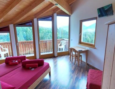 Deluxe Double or Twin Room with Balcony