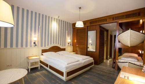 Single Room (1 Adult)