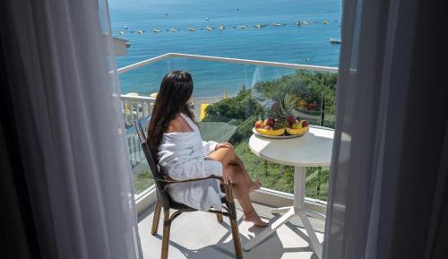 Triple Room with Sea View