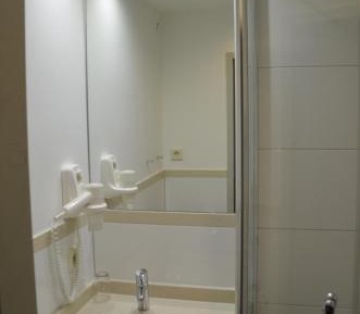Economy Double or Twin Room