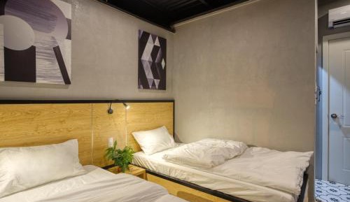 Twin Room with City View