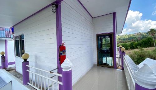 Deluxe Queen Studio 