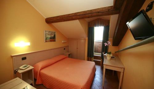 Economy Double or Twin Room