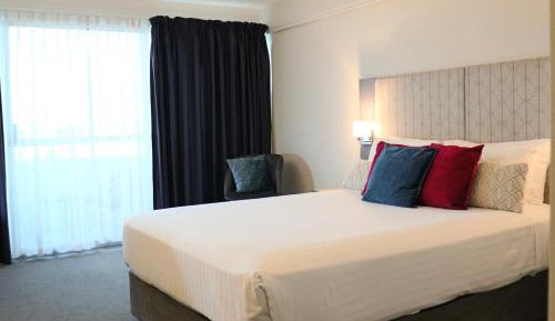 Hotel Queen Room
