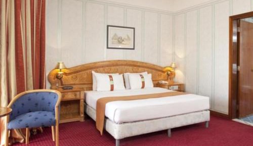 King Room with Mountain View