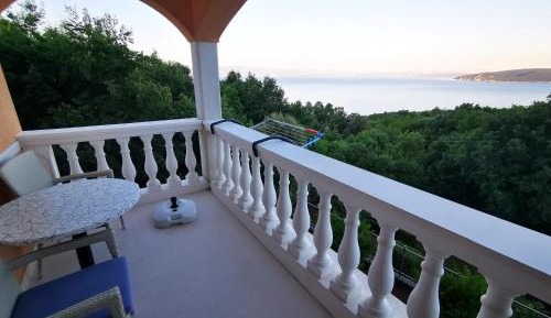 Studio with Balcony