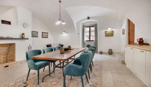 Comfort Family Room