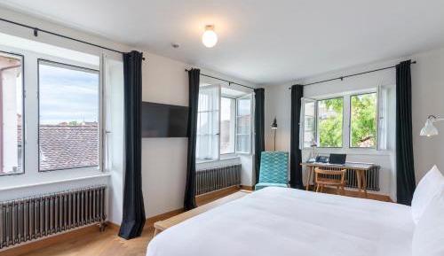 Large Double Room