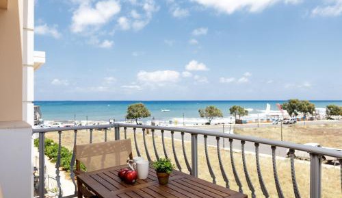 One-Bedroom Apartment with Sea View