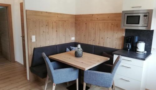 Apartment (4 Adults)
