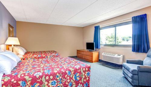 Deluxe Double Room with Two Double Beds - Non-Smoking