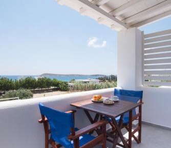 One-Bedroom Apartment with Sea View