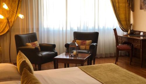 Junior Suite with Spa Bath