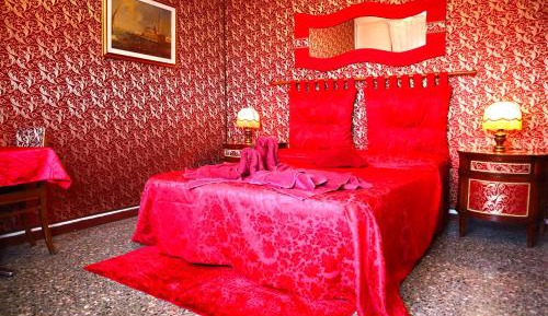 Triple Room with Shared Bathroom