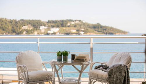 Deluxe Double Room with Balcony and Sea View