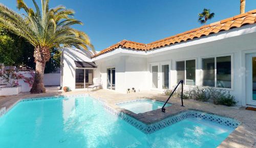 Three Bedroom holiday home 