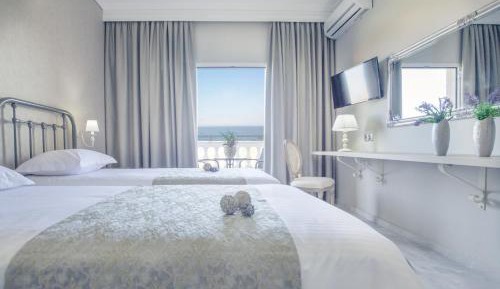 Deluxe Twin Room with Sea View