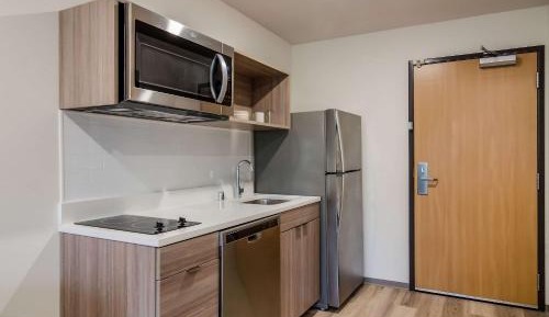 Standard King Room with Sofa Bed - Non-Smoking